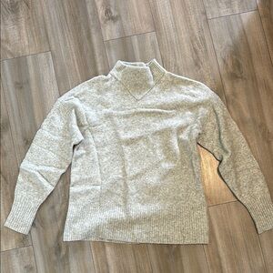 Everlane Wool Blend Gray Turtleneck Sweater